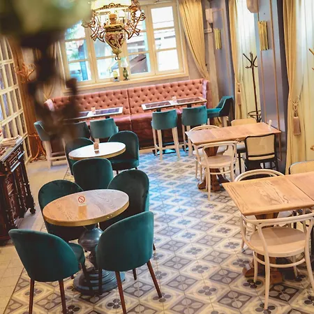 Boutique Macchiato House 4* Novi Sad