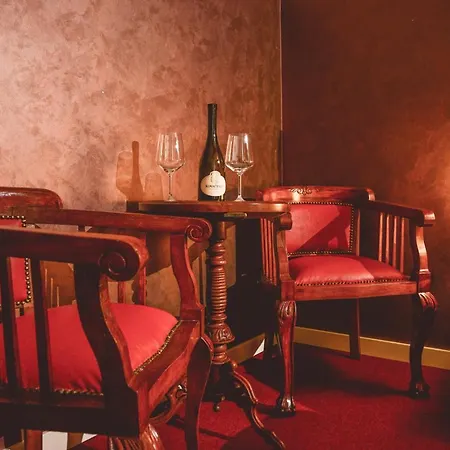 Bed & Breakfast Boutique Macchiato House Novi Sad